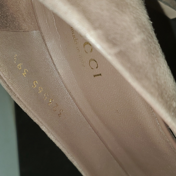 Gucci Gray suede pumps - Picture 14 of 16